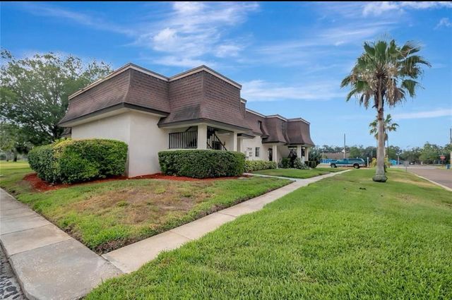 7020 COGNAC DRIVE 3, New Port Richey, FL 34653