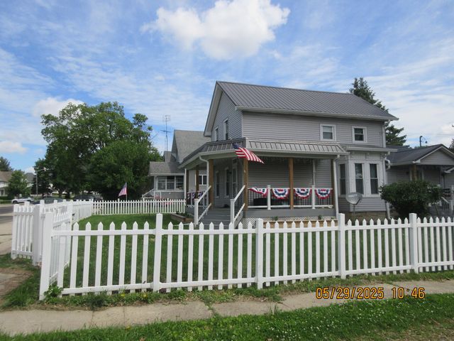 500 N Main Avenue, Milledgeville, IL 61051