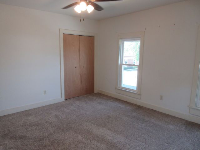 500 N Main Avenue, Milledgeville, IL 61051