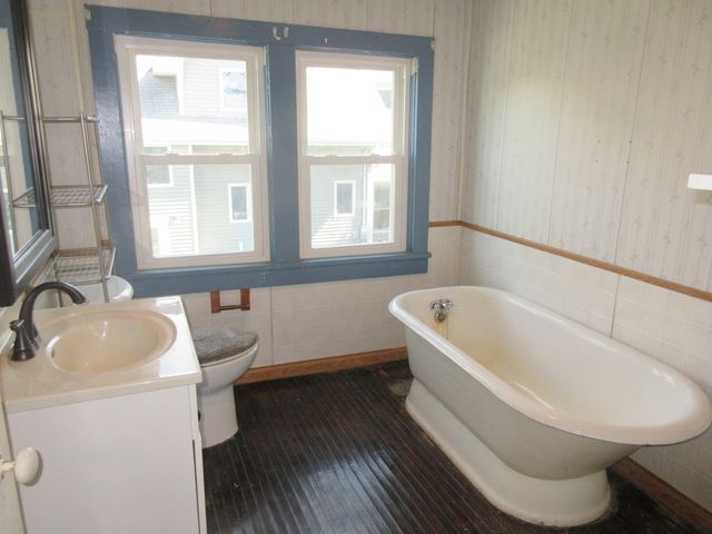 500 N Main Avenue, Milledgeville, IL 61051