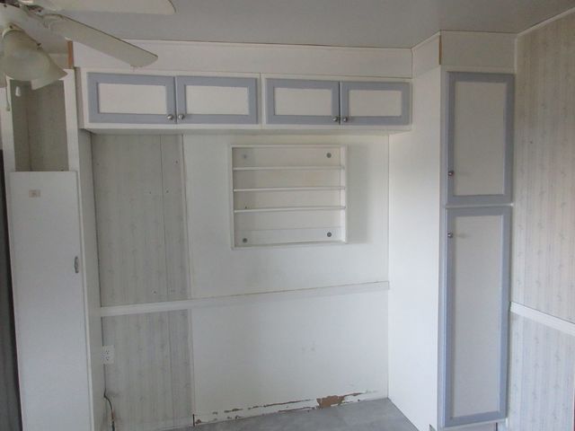 500 N Main Avenue, Milledgeville, IL 61051