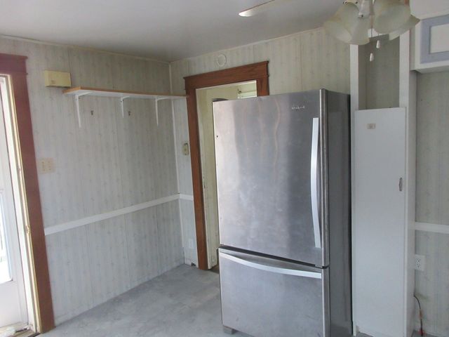 500 N Main Avenue, Milledgeville, IL 61051