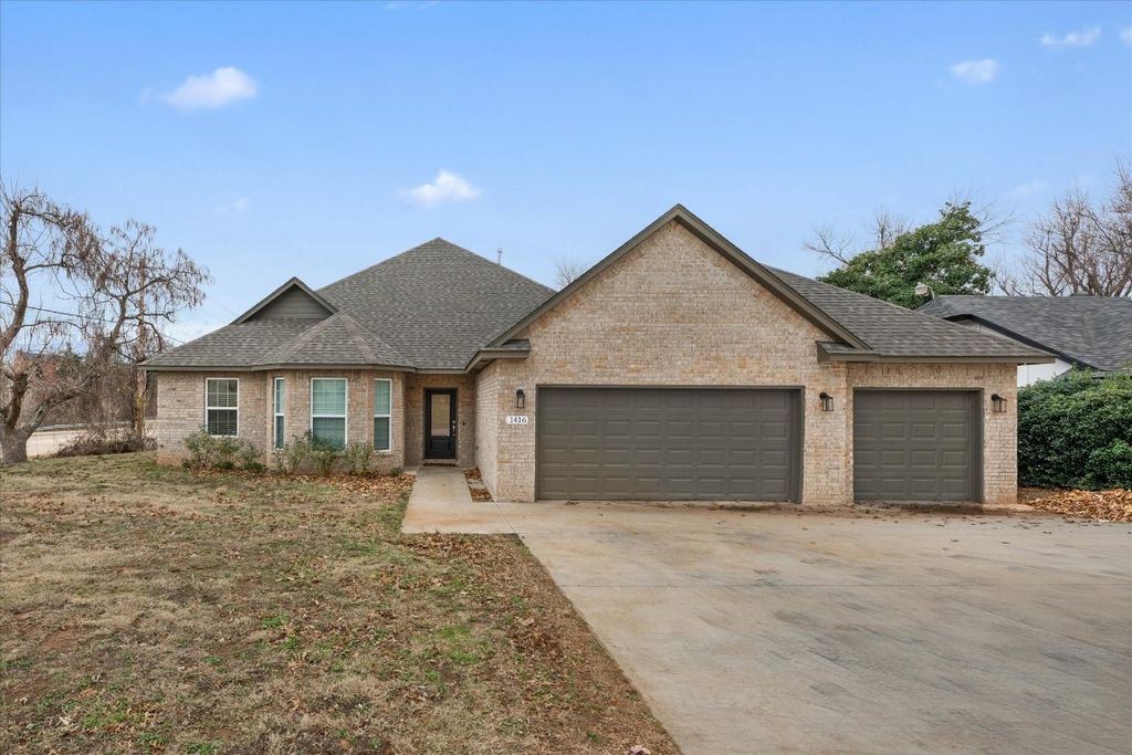 1416 Devonshire Court, Edmond, OK 73034