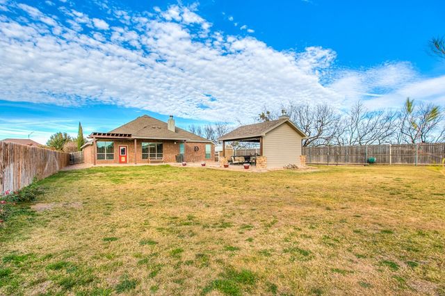 1201 S Crossings Court, San Angelo, TX 76904