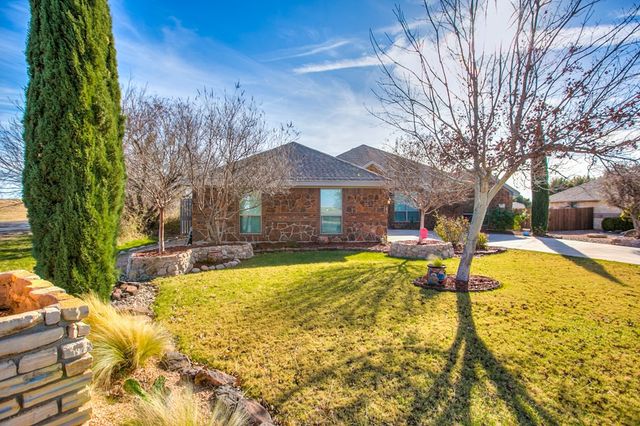 1201 S Crossings Court, San Angelo, TX 76904