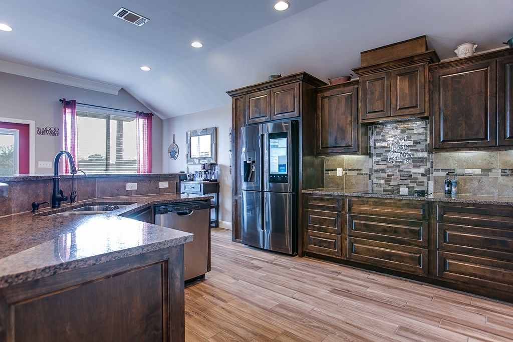 Image 19 of property listing at 1201 S Crossings Court, San Angelo, TX 76904