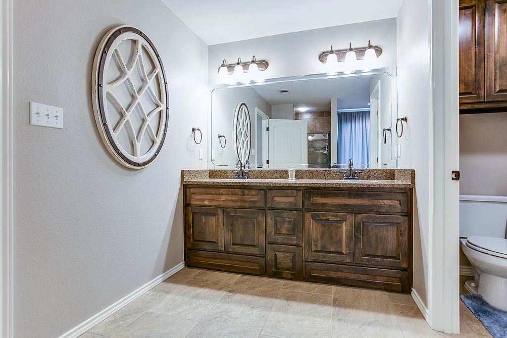 Image 24 of property listing at 1201 S Crossings Court, San Angelo, TX 76904