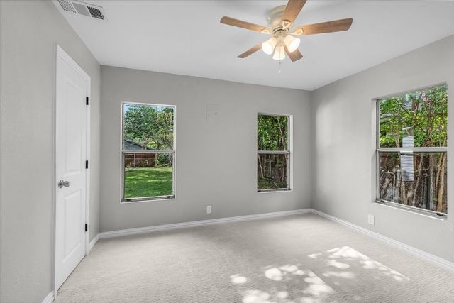 4229 Voncille Street, Haltom City, TX 76117