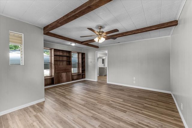 4229 Voncille Street, Haltom City, TX 76117