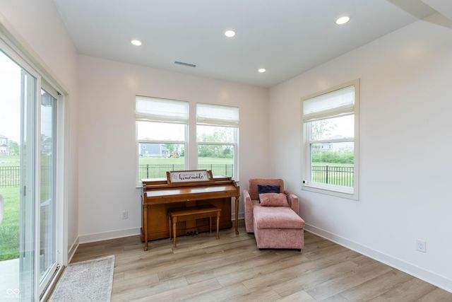 4384 Risen Star Way, Bargersville, IN 46106