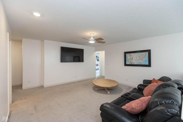 4384 Risen Star Way, Bargersville, IN 46106