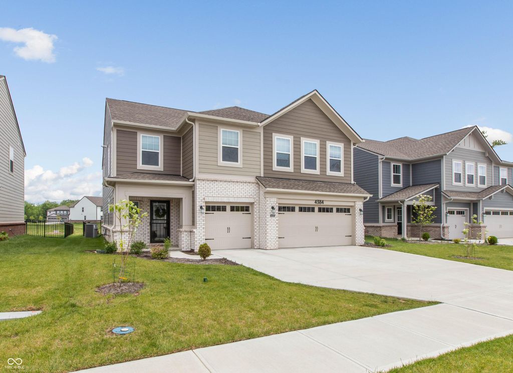 4384 Risen Star Way, Bargersville, IN 46106
