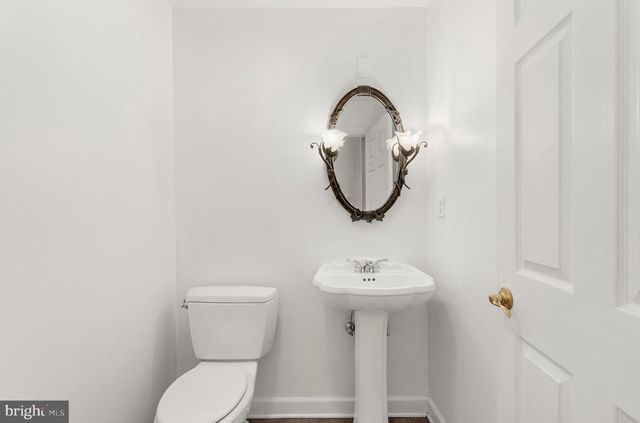 2105 HOLLY NECK RD, Baltimore, MD 21221