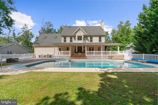 2105 HOLLY NECK RD, Baltimore, MD 21221