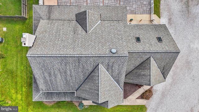 2105 HOLLY NECK RD, Baltimore, MD 21221