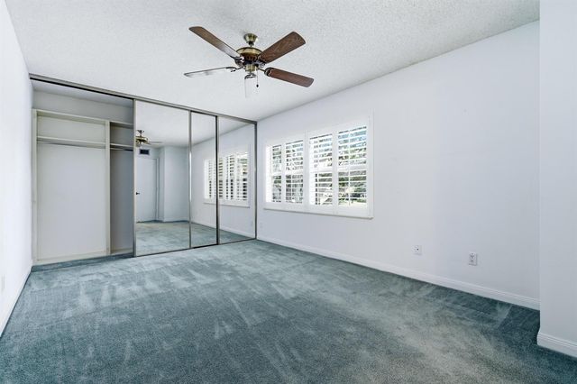 1809 Middleton Way, West Palm Beach, FL 33409