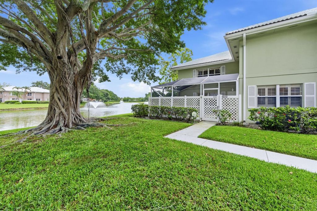 1809 Middleton Way, West Palm Beach, FL 33409