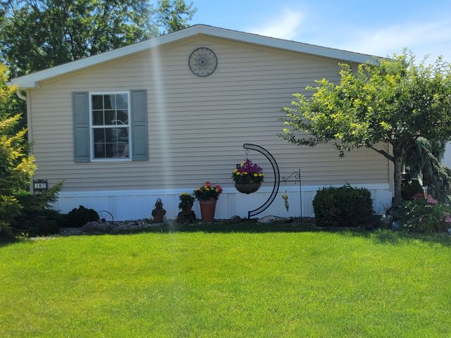 187 Whiporwill Drive 187, Beecher, IL 60401