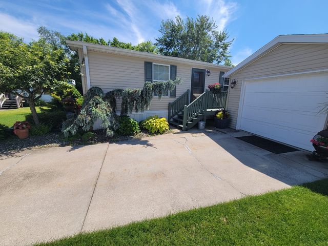 187 Whiporwill Drive 187, Beecher, IL 60401