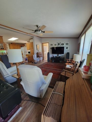 187 Whiporwill Drive 187, Beecher, IL 60401