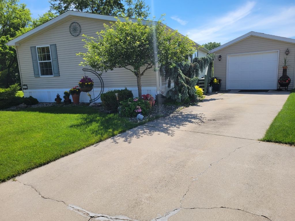 187 Whiporwill Drive 187, Beecher, IL 60401