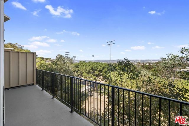 4749 Don Ricardo Drive, Los Angeles, CA 90008