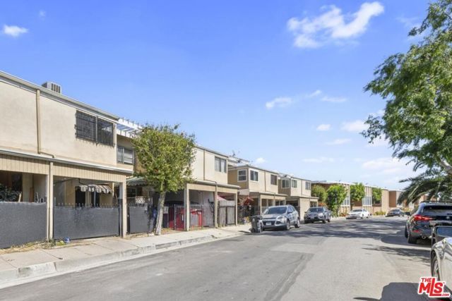 4749 Don Ricardo Drive, Los Angeles, CA 90008