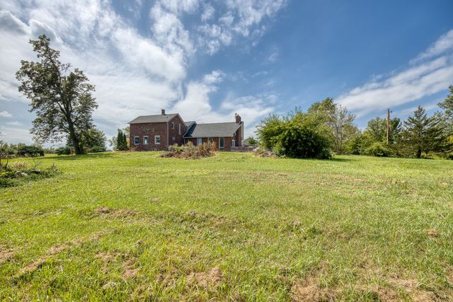 25716 S State Line Road, Crete, IL 60417