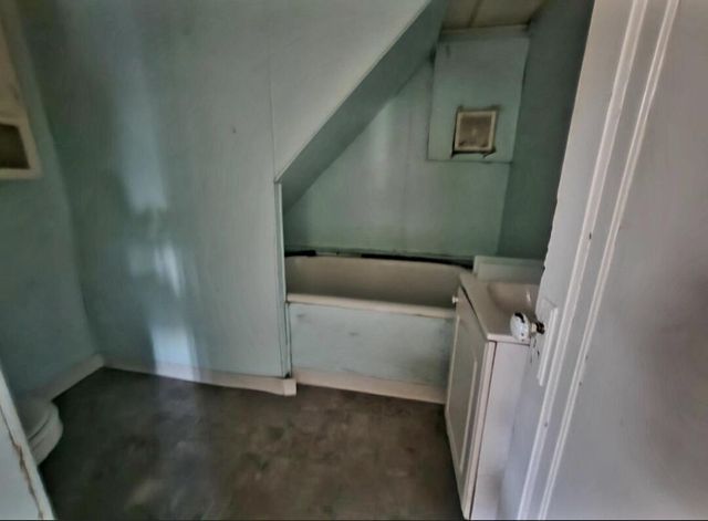 1134 169th Street, Hammond, IN 46324