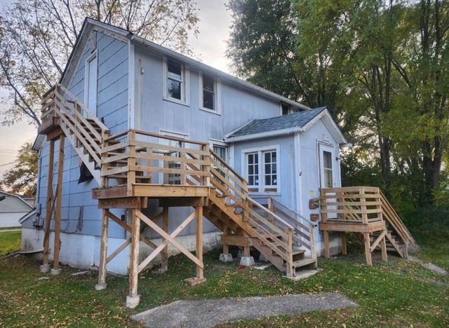 1134 169th Street, Hammond, IN 46324