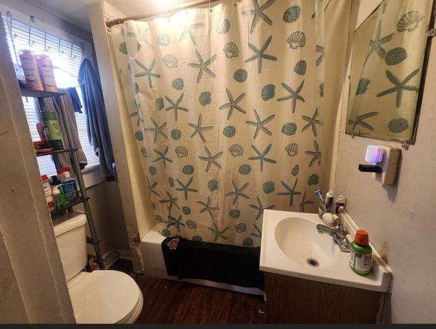 1134 169th Street, Hammond, IN 46324