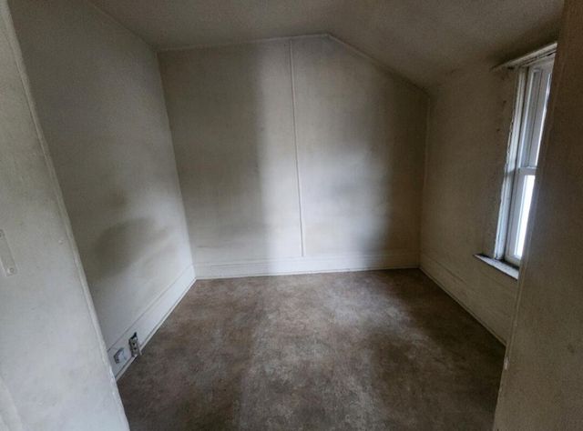 1134 169th Street, Hammond, IN 46324