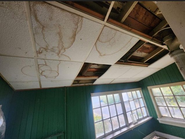 1134 169th Street, Hammond, IN 46324