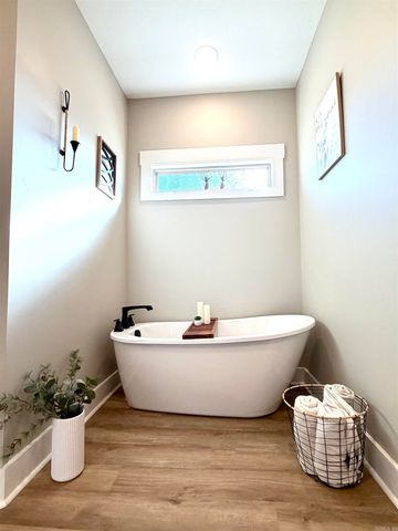 126 Clearwater Dr., Brookland, AR 72417