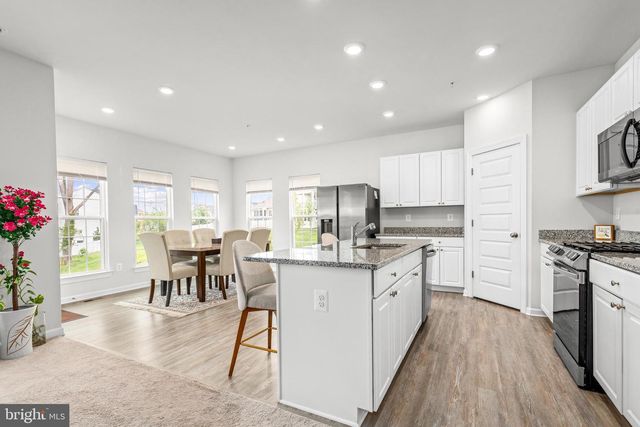 5812 E WILLIAMSON CT, Brandywine, MD 20613