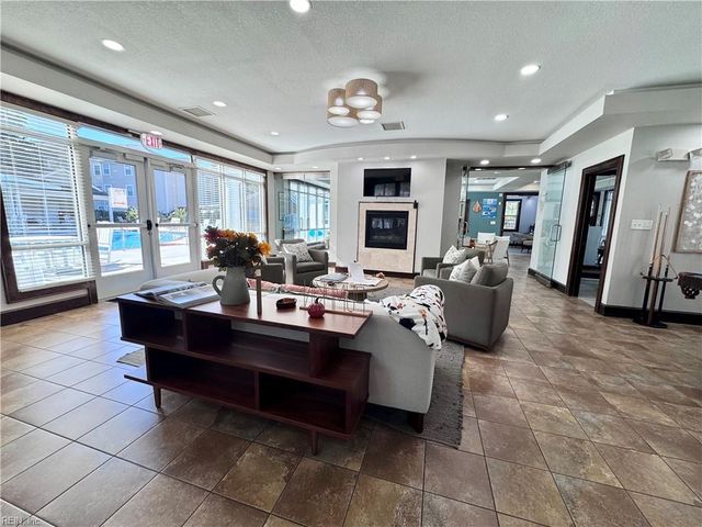713 Windy Way Unit 108, Newport News, VA 23602