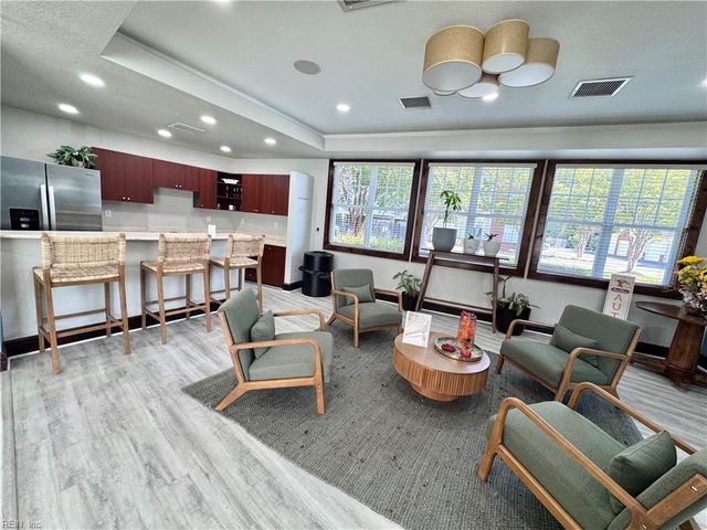 713 Windy Way Unit 108, Newport News, VA 23602