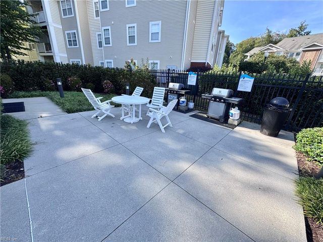 713 Windy Way Unit 108, Newport News, VA 23602