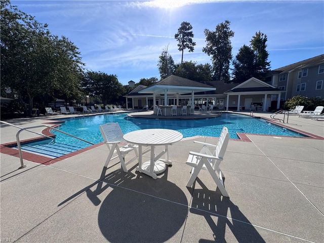 713 Windy Way Unit 108, Newport News, VA 23602