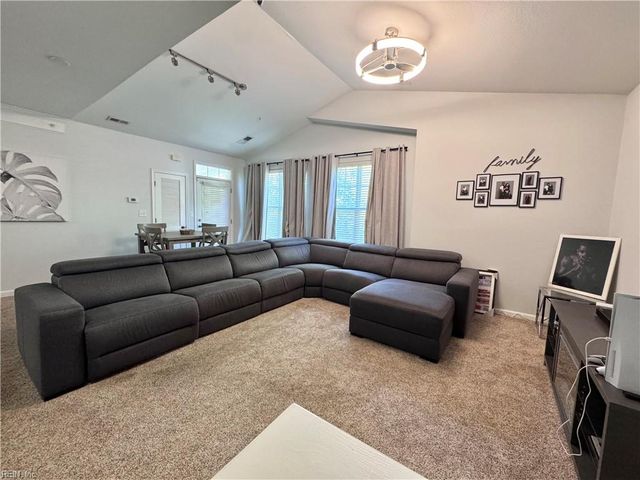 713 Windy Way Unit 108, Newport News, VA 23602