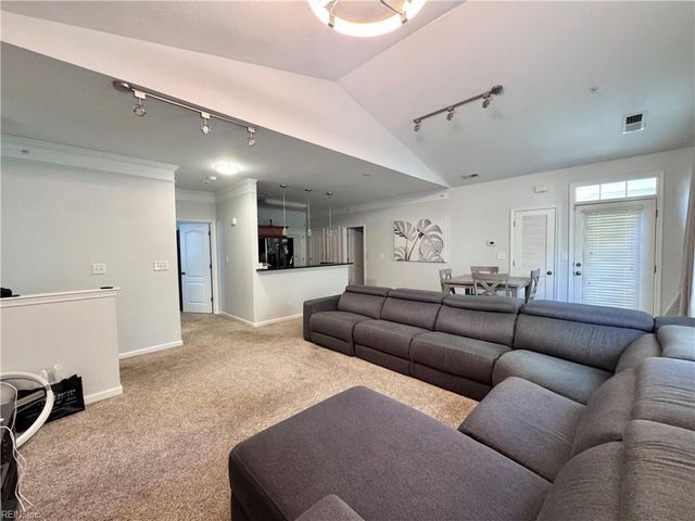 713 Windy Way Unit 108, Newport News, VA 23602