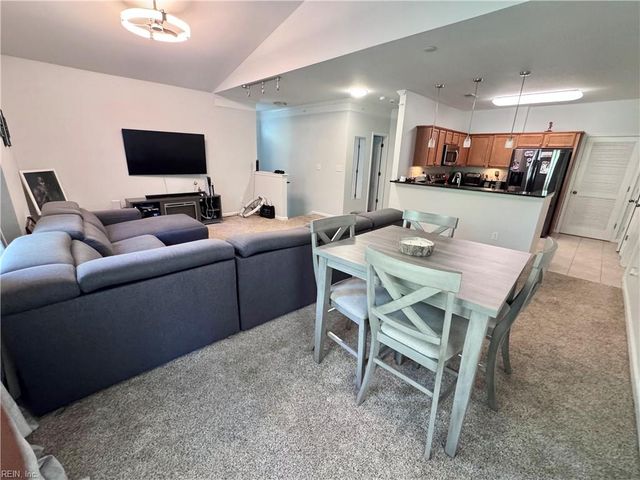 713 Windy Way Unit 108, Newport News, VA 23602