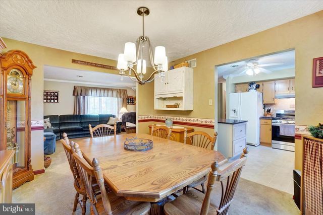 1842 WALNUT BOTTOM RD, York, PA 17408