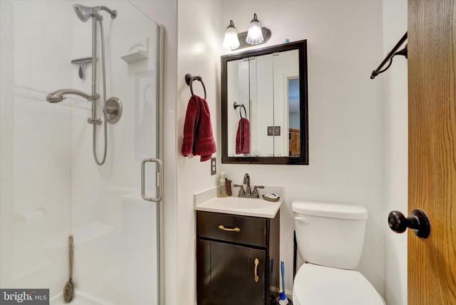1842 WALNUT BOTTOM RD, York, PA 17408