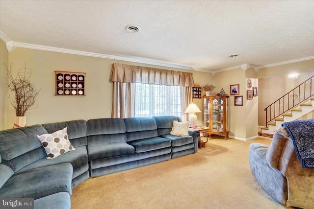 1842 WALNUT BOTTOM RD, York, PA 17408