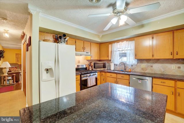 1842 WALNUT BOTTOM RD, York, PA 17408