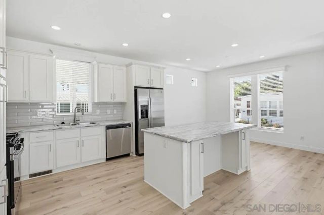 1951 47th 43, San Diego, CA 92102