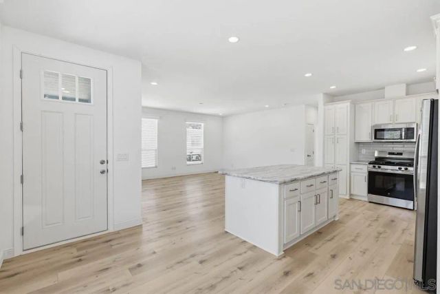 1951 47th 43, San Diego, CA 92102