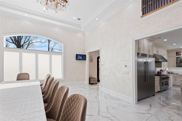 783 Oakleigh Road, North Woodmere, NY 11581