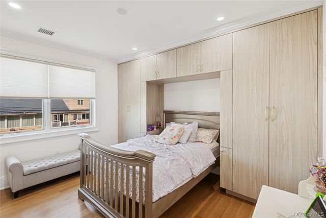 783 Oakleigh Road, North Woodmere, NY 11581